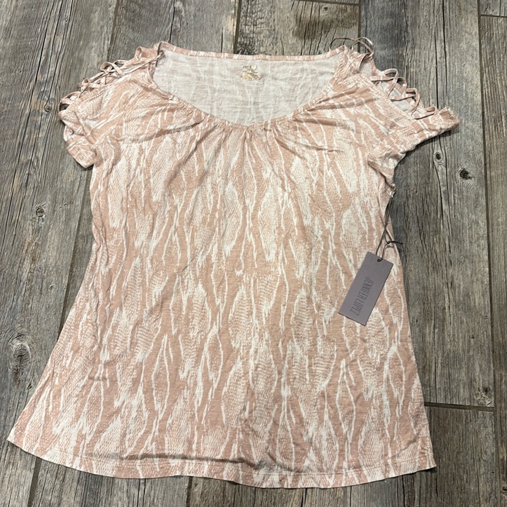 Jennifer Lopez Blush Pink and White Patterned Short Sleeve Blouse
